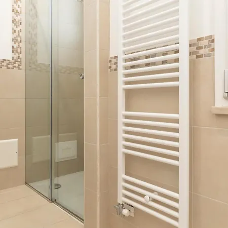 Quinto Canto Apartment *