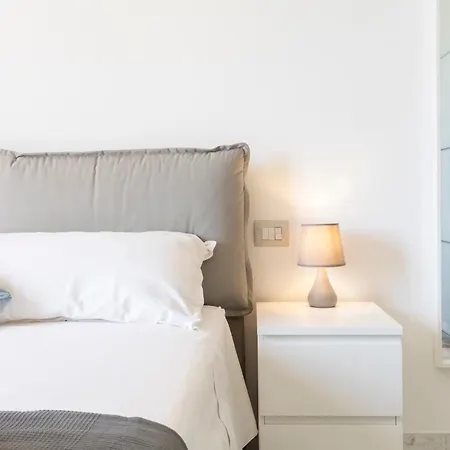 Quinto Canto Apartment *